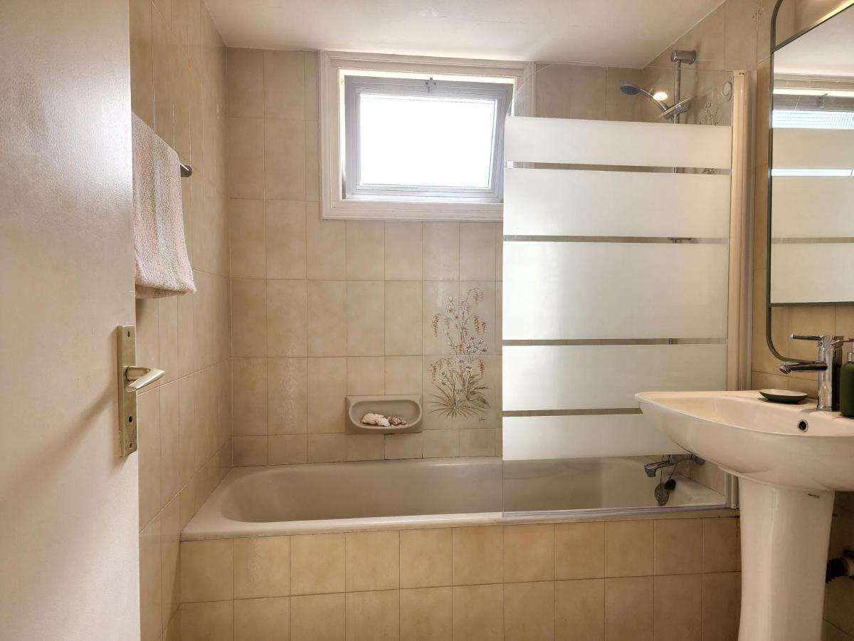 Capri Sea View One Bedroom Larnaca Exterior photo